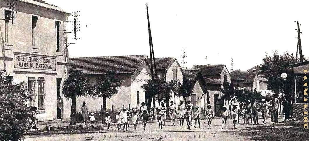 3028- Camp-du-Marechal - Rue du Lieutenant-Roumieux2 - 1930.jpg